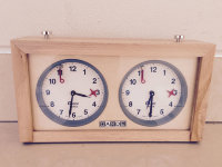 Механические часы Garde в деревянном корпусе