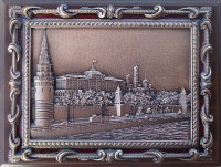 Плакетка с видом Москвы "Кремлёвская набережная" в подарочной упаковке